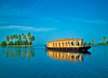 Kerala-Houseboat (1).jpg